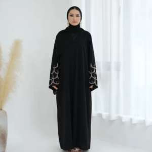 ملابس إسلامية لعام 2025 للنساء المسلمات الفاخرة في دبي فستان عباية متواضع سترة عربية للعيد رداء قفطان تركي عادي